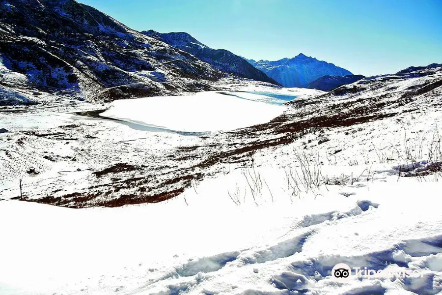 Lake Menmecho