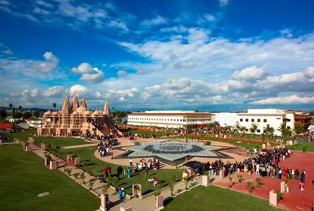 Hotels near BAPS Shri Swaminarayan Mandir, Chino Hills