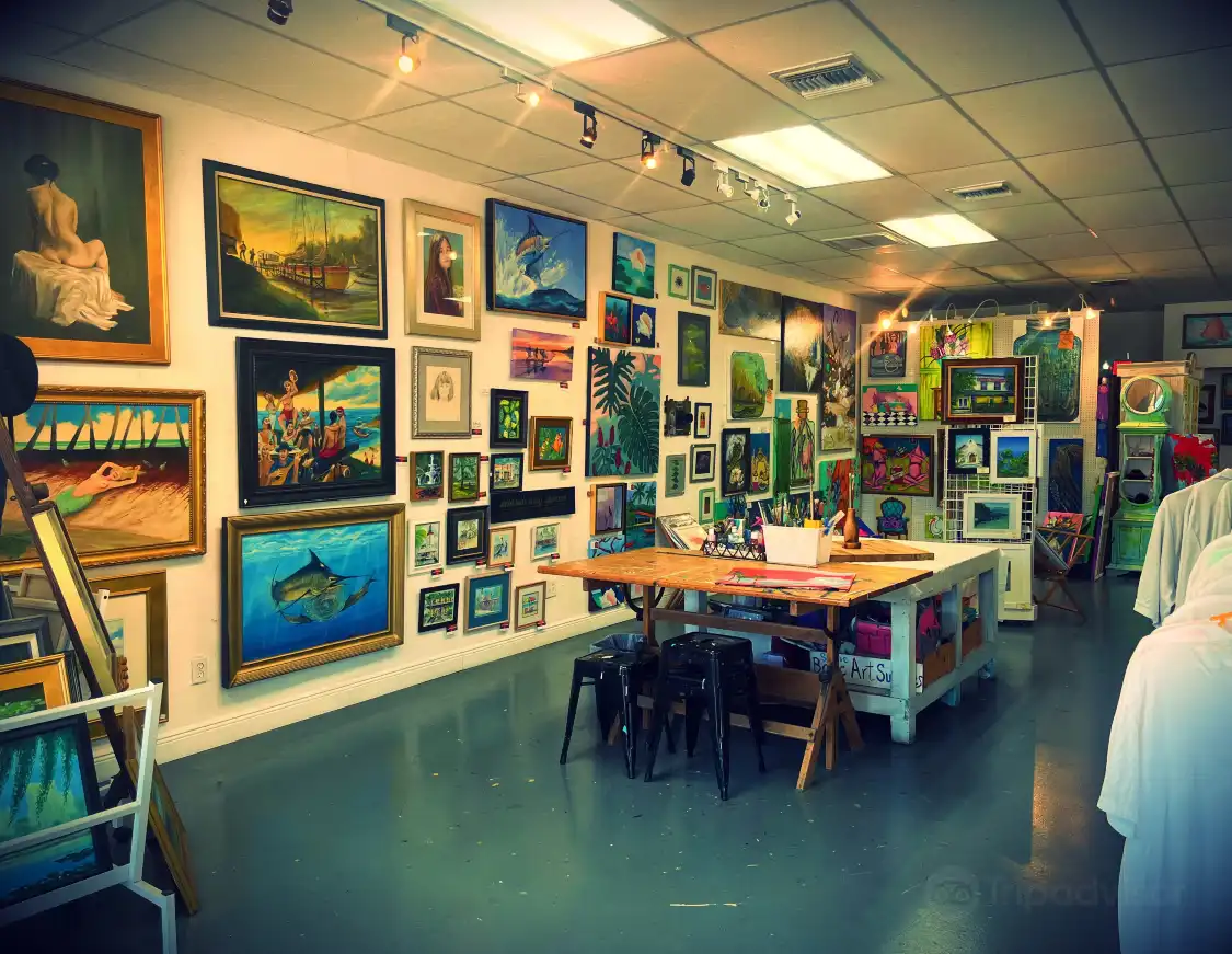 Hotels near Key Largo Art Gallery