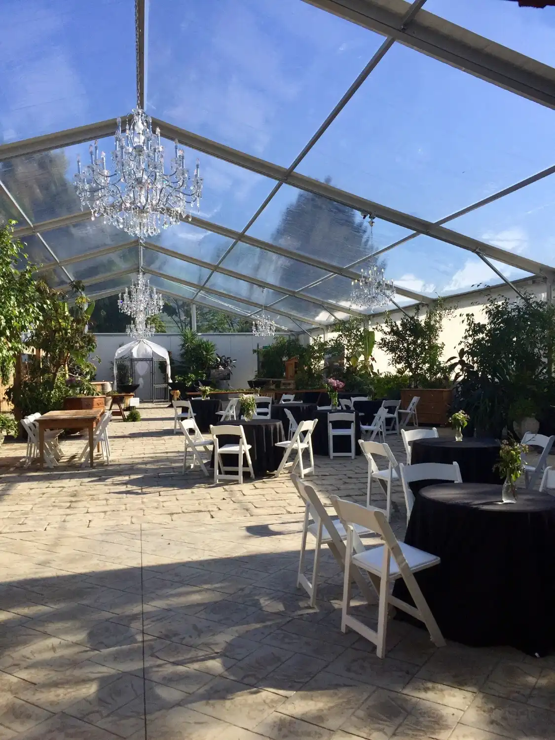 Hotels near Ripples Estate Winery & New Wave Distilling