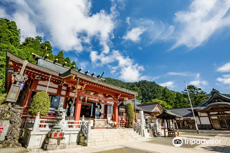 Oyama Afuri Shrine