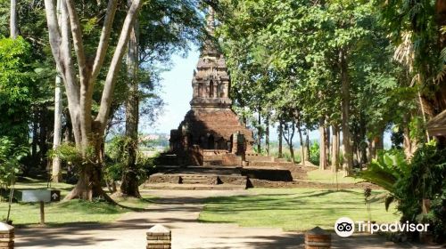 Chiang Saen - The Old City Walls