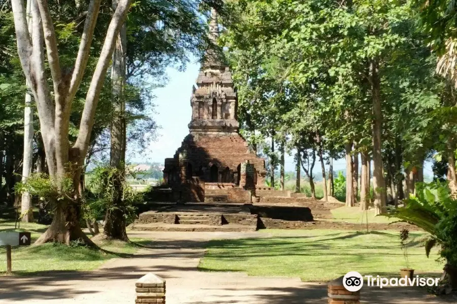 Chiang Saen - The Old City Walls