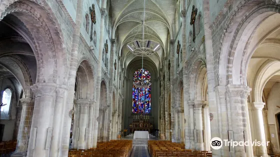 Église Sainte-Croix