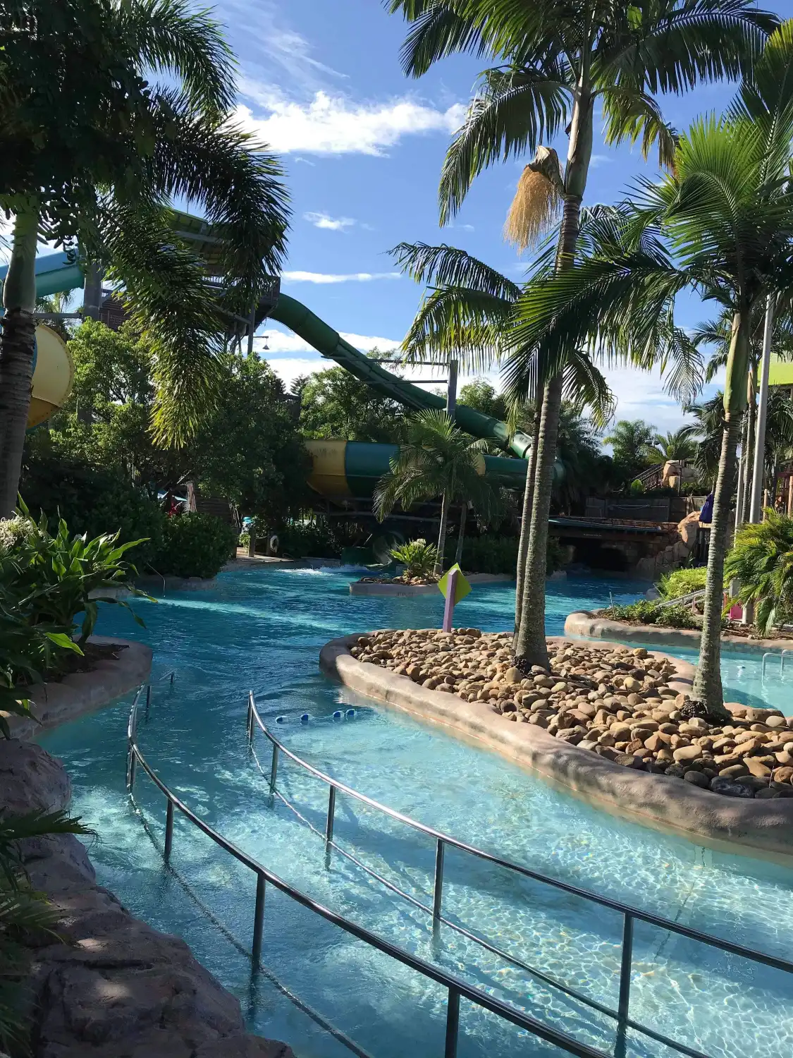 Các khách sạn gần Castaway Creek