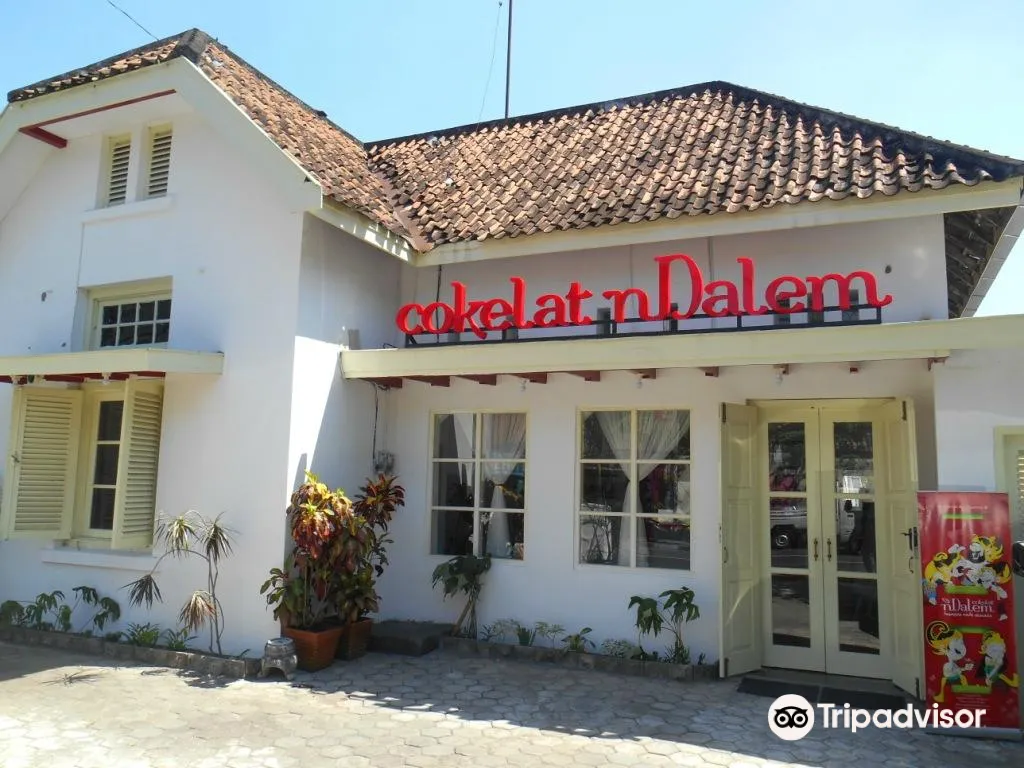4_Gerai & Museum Cokelat nDalem