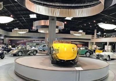 Mullin Automotive Museum