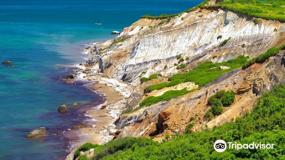 Aquinnah Cliffs Overlook