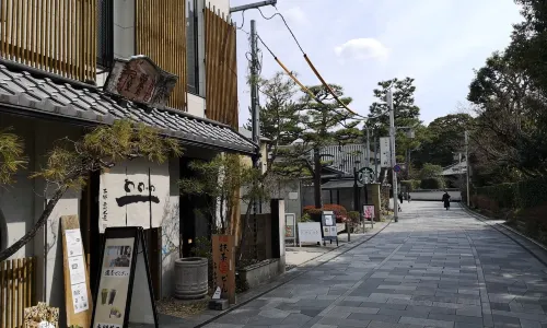 Byodo-in Omotesando