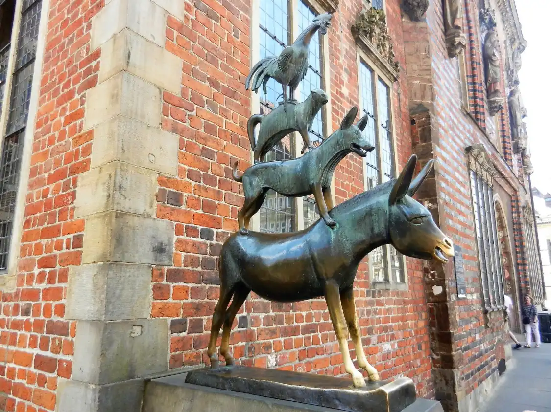 Hotels near Town Musicians of Bremen
