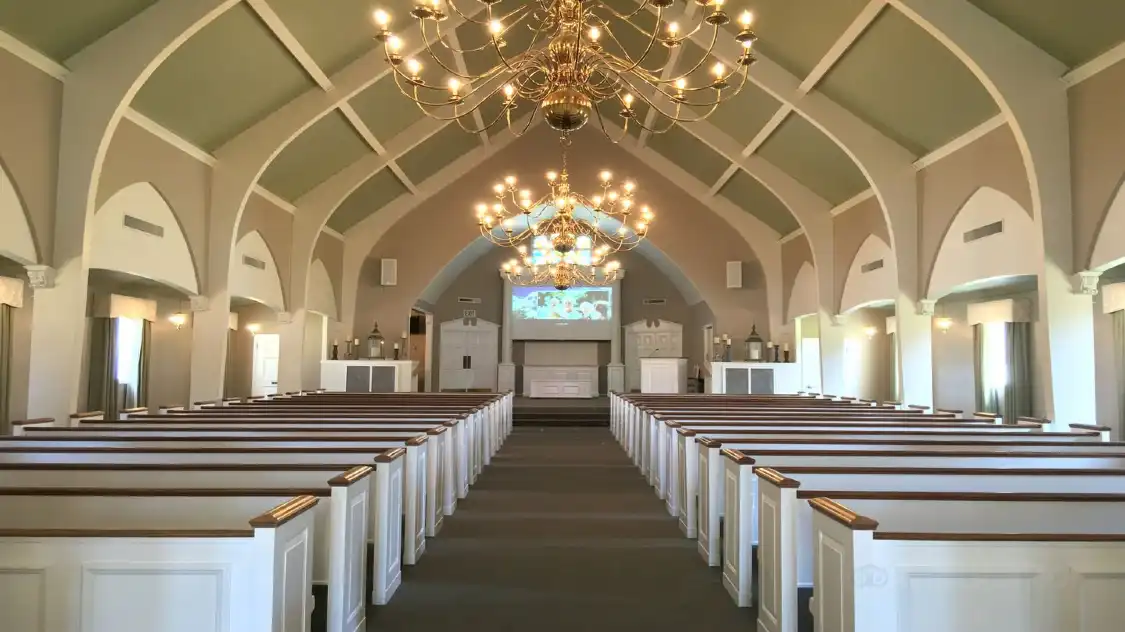 Hotels near Mount Vernon Memorial Park & Mortuary