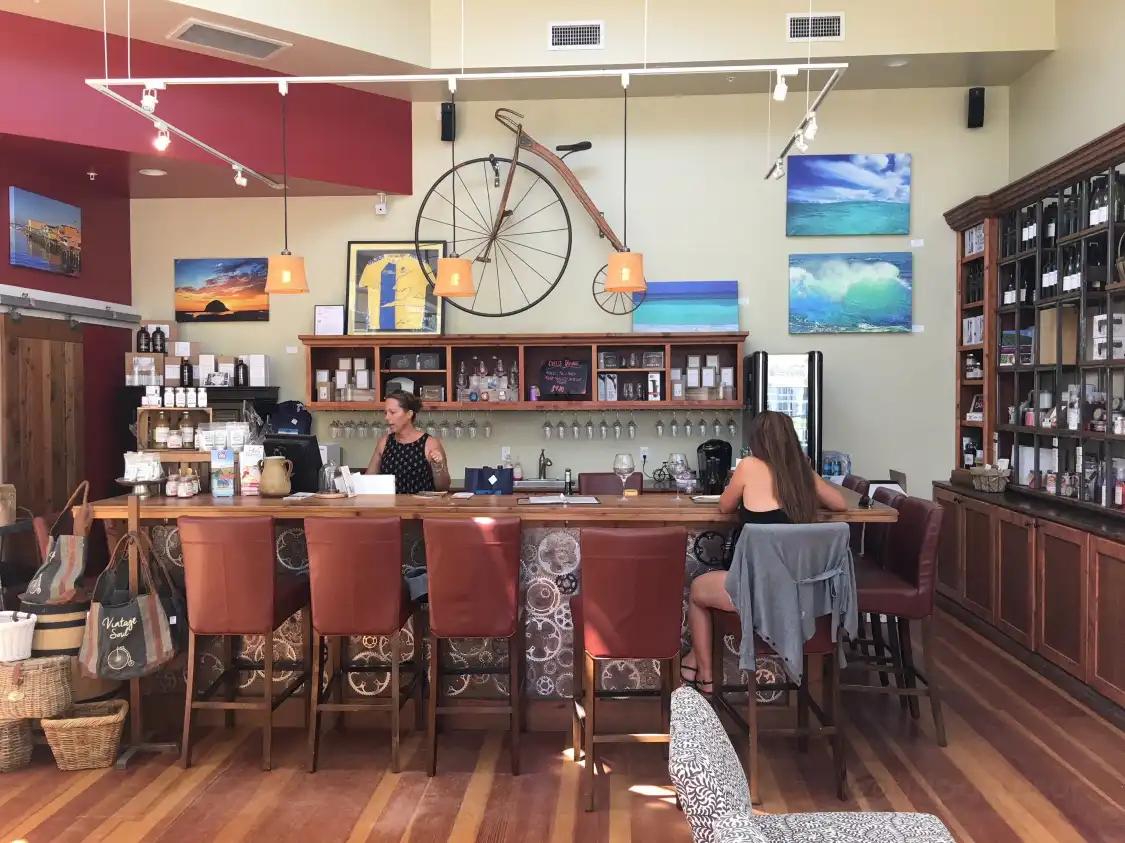 Hotels near Peloton Cellars