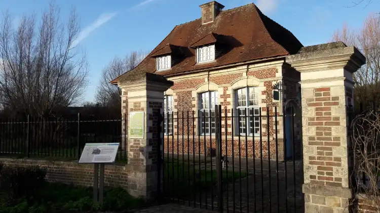 Hotels near Relais Nature du Val de Marque