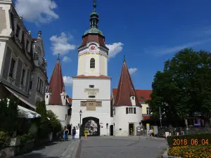 Steiner Tor City Shopping
