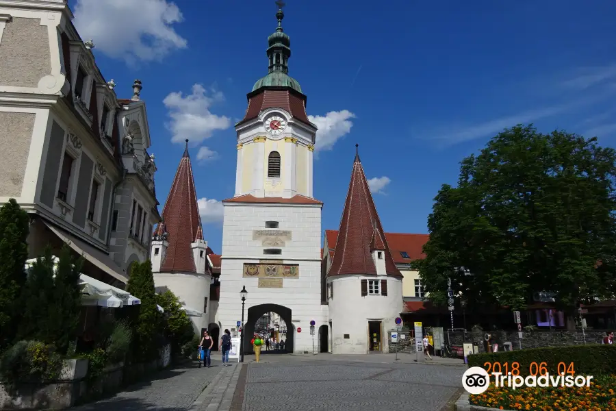 Steiner Tor City Shopping