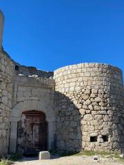 Castillo de Aunqueospese