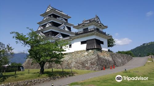 Ozu Castle