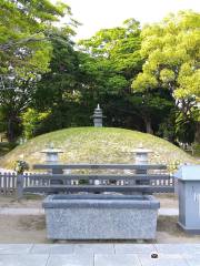 Atomic Bomb Memorial Burial Mound