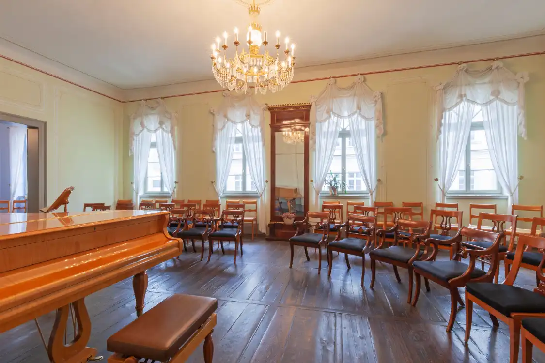 Hotels near Mendelssohn Haus