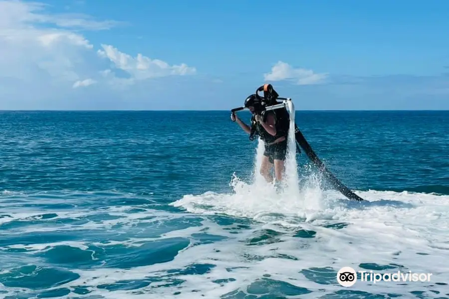 Rincon Waves Hydroflights