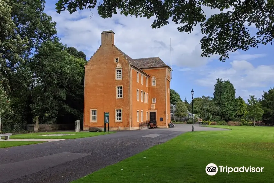 Pittencrieff House Museum