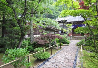 Gyokusenji Temple