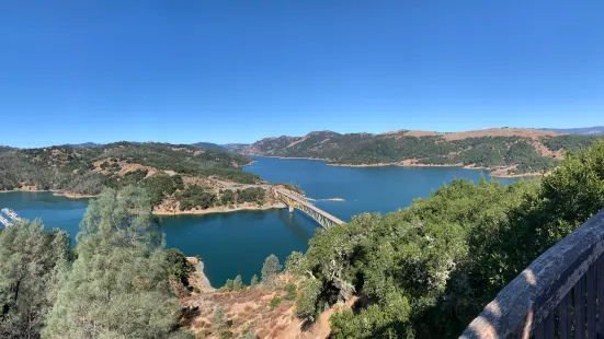 Lake Sonoma