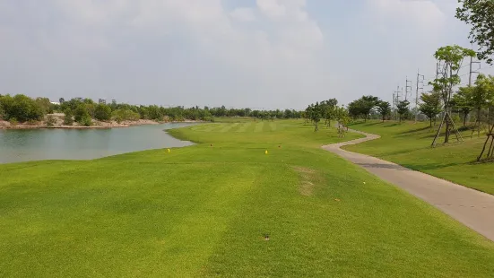 泰國邦芭茵皇家高爾夫俱樂部 Royal bang pa-in golf  Club