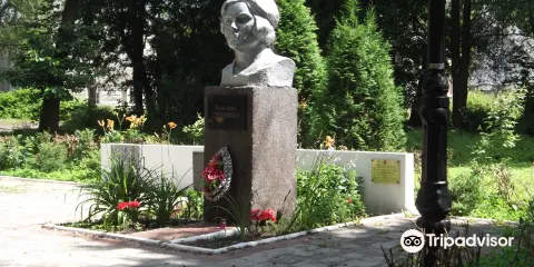 Bust of Medical Instructor Serebrovskaya