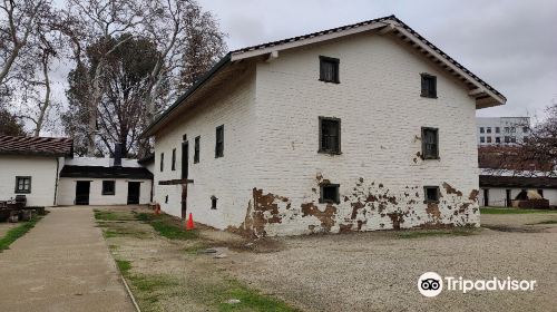 Sutter's Fort