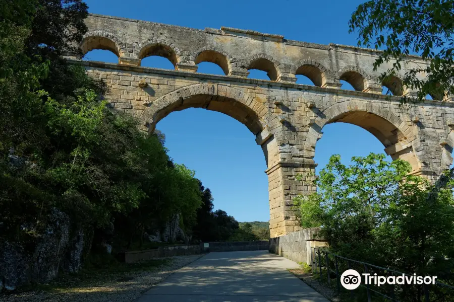 Destination Pays d'Uzes Pont du Gard - Bureau de Remoulins