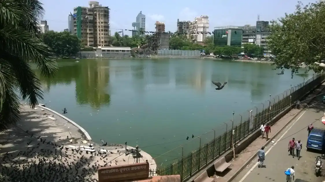 Hotel in zona Bandra Talao