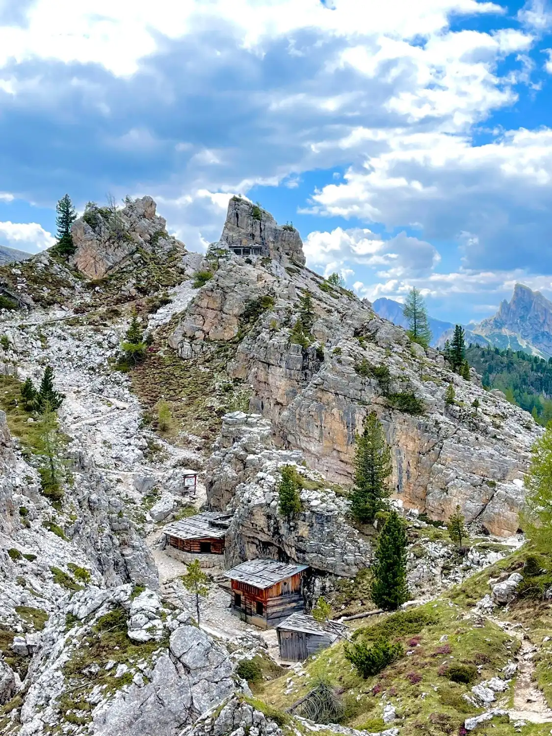 Hotels near Museo all'Aperto delle 5 Torri