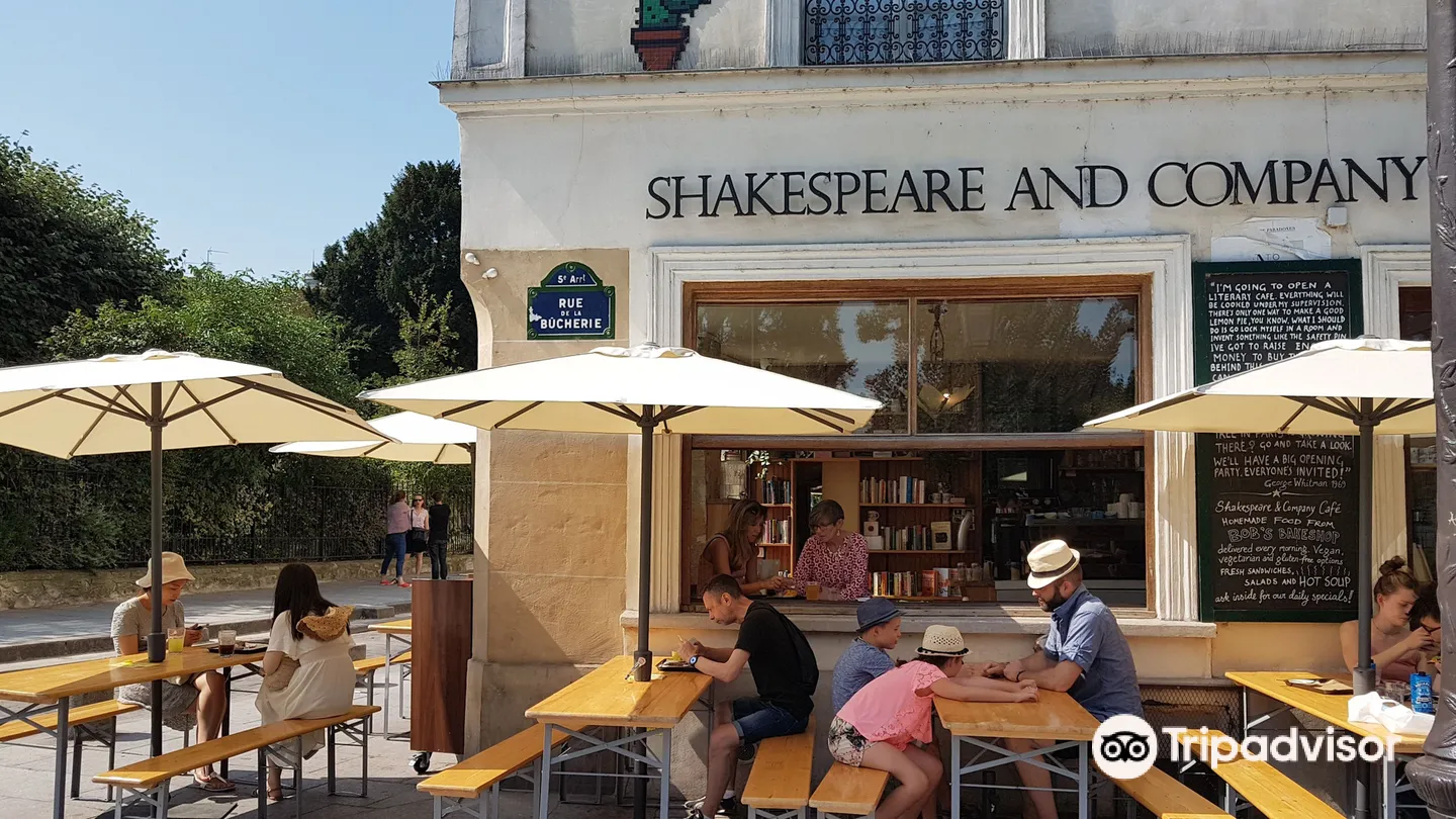 4_Shakespeare and Company