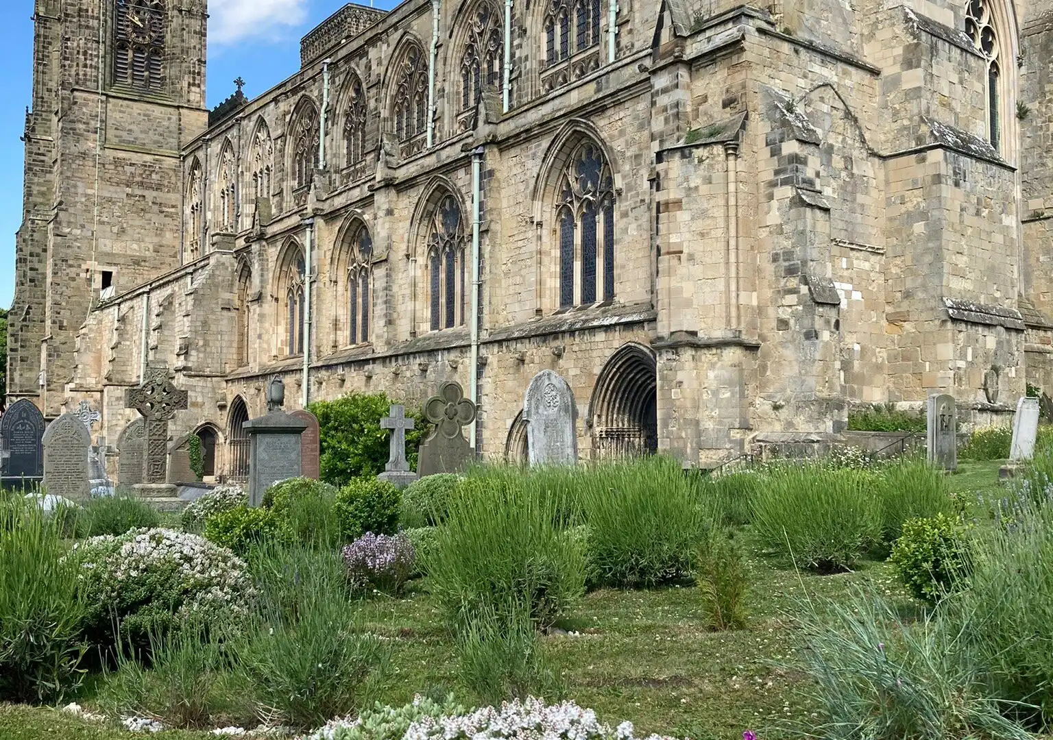 Hotels near Bridlington Priory, Church