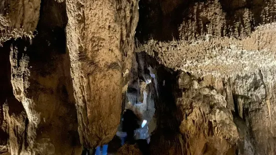 Barac Caves