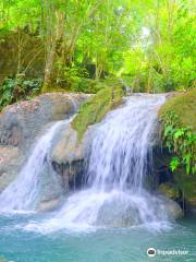 Mag-aso Falls