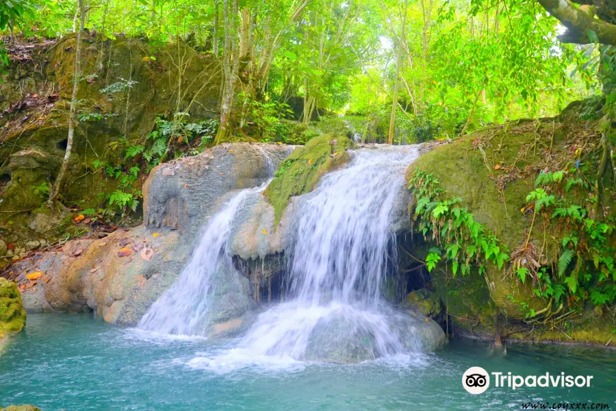 Mag-aso Falls