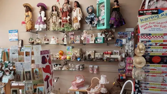 Valley Doll Museum & Gifts