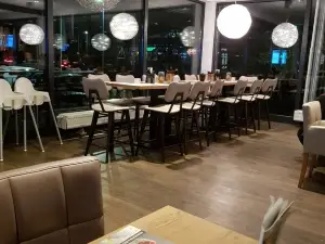 Bowling Room Trier