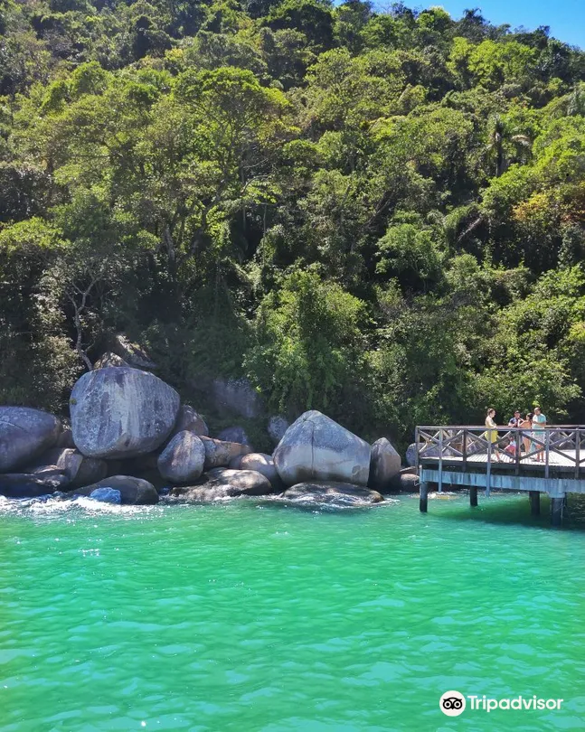 4_Praia das Laranjeiras