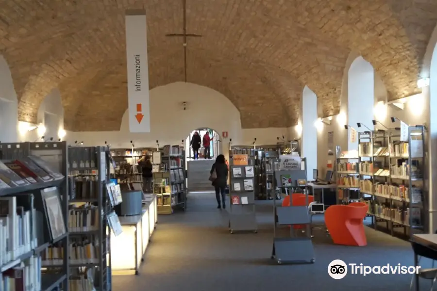 City Library San Giovanni Di Pesaro