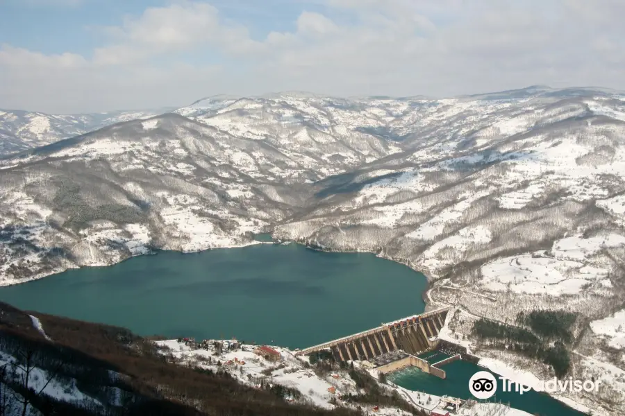 Perucac Lake