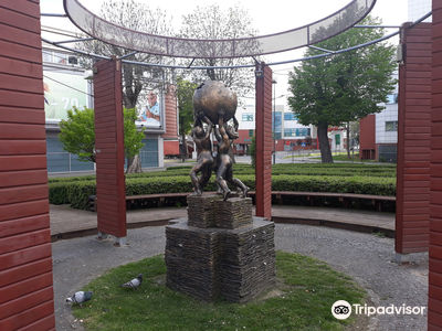 Wikipedia Monument