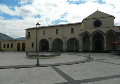 Chiesa e Chiostro di San Francesco D'Assisi