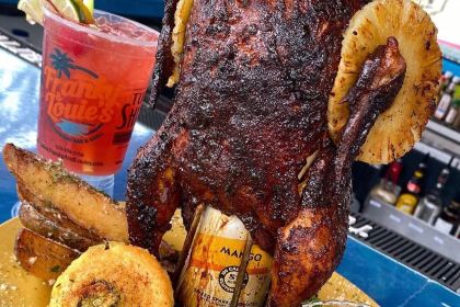 Franky & Louie's Beachfront Bar & Grill