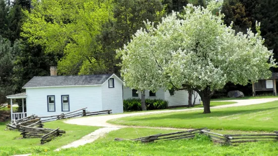 Manitowoc County Historical Society/Pinecrest Historical Village