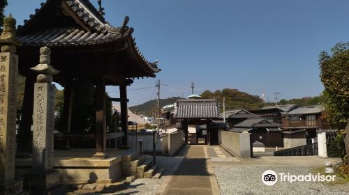 Gokurakuji Temple