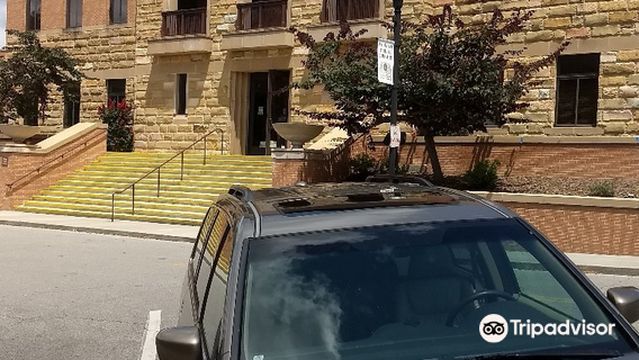 Art Circle Public Library