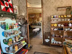 Aladdin General Store